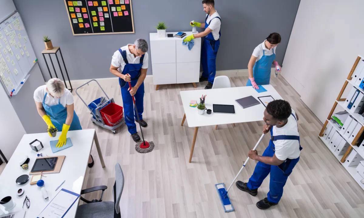 In-House vs Professional Office Cleaning